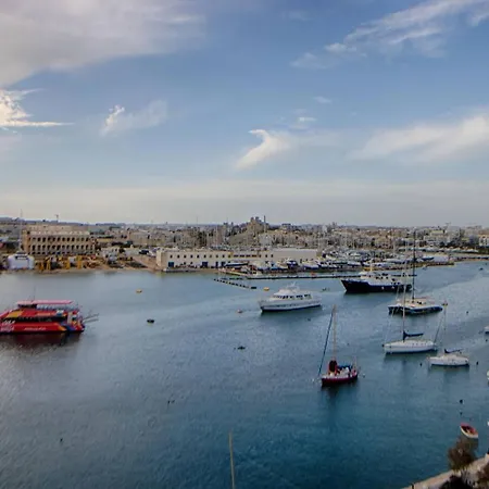 The By Homely * Sliema