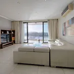 The By Homely * Sliema