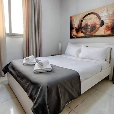 Apartament The By Homely Sliema