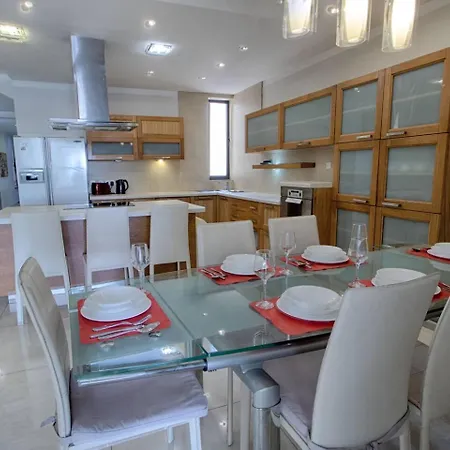 The By Homely * Sliema