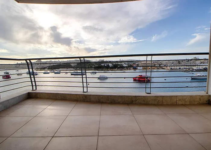 The By Homely Daire Sliema